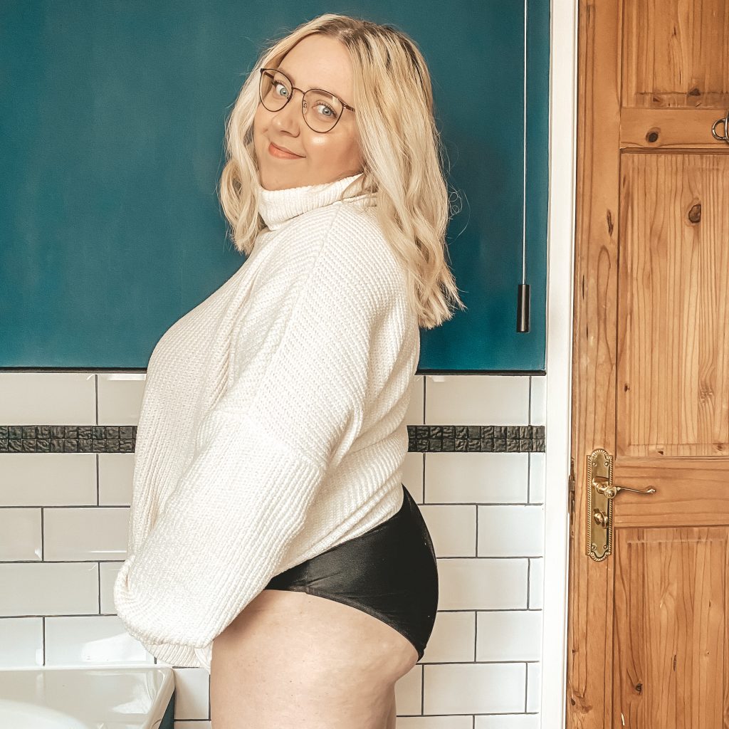 8 EASY CHANGES TO BECOMING MORE SUSTAINABLE
