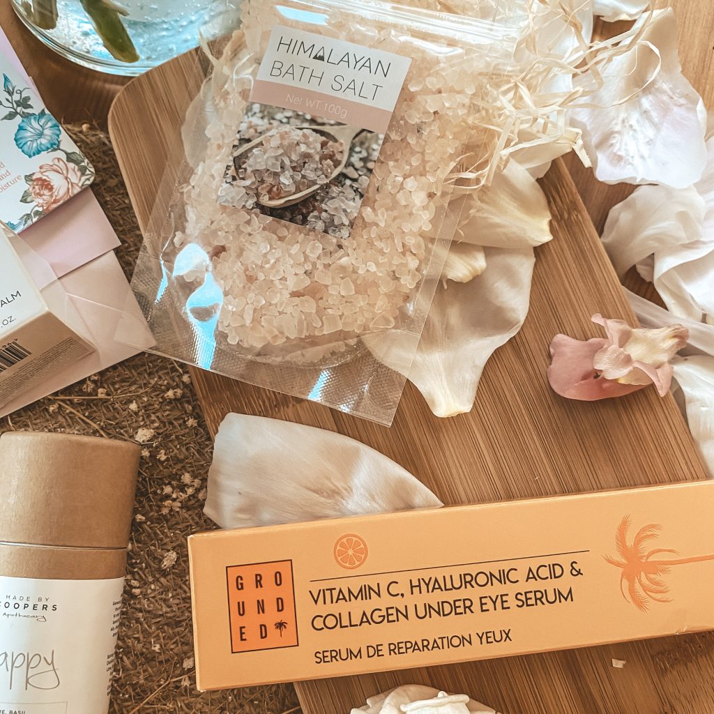 Lavellas June Self Care Box